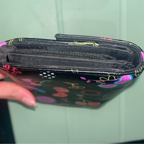 Colorful Patterned Women's Wallet - Picture 3 of 7